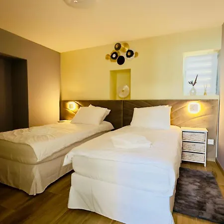Appartement Cosy A Réminiac Extérieur photo